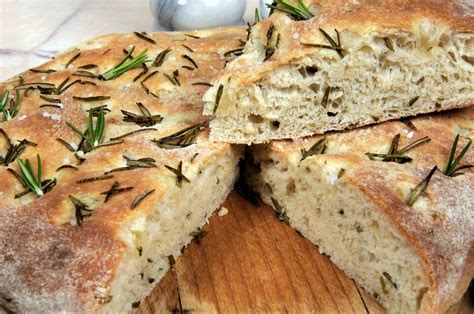 Focaccia with Olives and Rosemary recipe | Epicurious.com