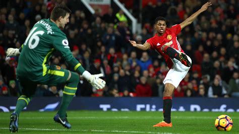 Scholes: Man Utd the perfect place for Rashford to learn - Goal