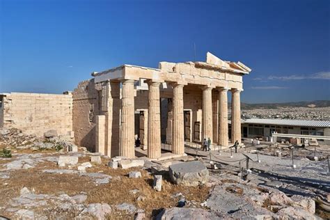 Top 10 Remarkable Facts about Propylaea - Discover Walks Blog