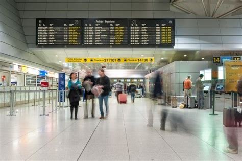 Lisbon Airport reliable transfer service | Low-cost taxi & mini-bus travel