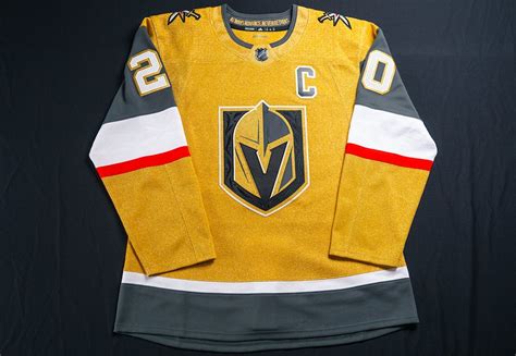 The Golden Knights sparkly, gold jerseys are unapologetically Vegas