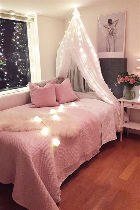 Cute And Girly Pink Bedroom Design For Your Home 28 in 2020 | Girly pink bedroom, Pink bedroom ...