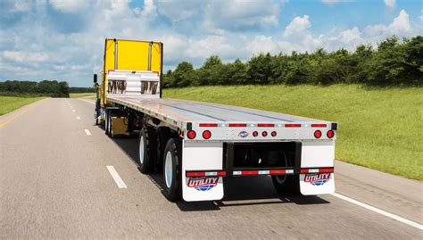 Next Gen Flatbed Trailer Debuts from Utility Trailer Manufacturing