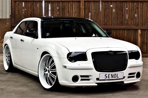 Cars Tuning Music: Chrysler 300C