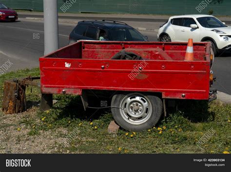 Red Car Trailer On Two Image & Photo (Free Trial) | Bigstock