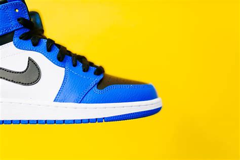 Air Jordan 1 Retro High Soar Blue 332550-400 - Sneaker Bar Detroit