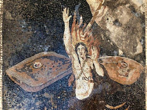 New discoveries in Pompeii bring to light a new date of the eruption