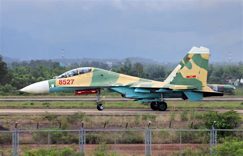 Vietnam People’s Air Force Su-27UB in 2021 | Vietnam people, Fighter jets, Military aircraft