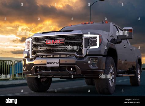 GMC Sierra HD Denali Stock Photo - Alamy