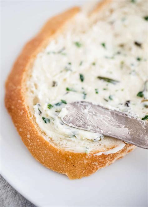 EASY Garlic Herb Butter - I Heart Naptime