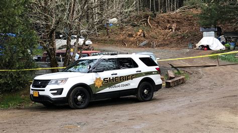 Homicide investigation in progress in Tenmile in Douglas County, Oregon ...