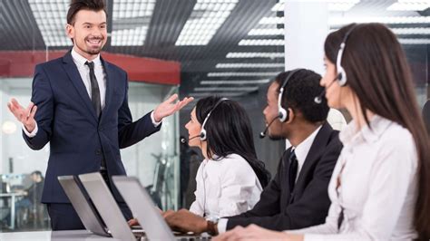 Call center training: 8 strategies to empower your agents - Time Doctor Blog