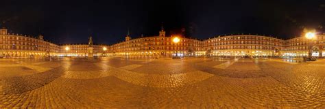 Madrid - Plaza Mayor at Night 360 Panorama | 360Cities