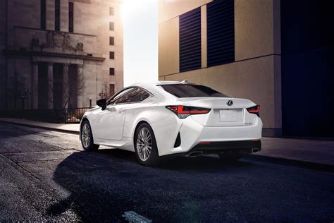 Lexus Reveals Updates For The New 2023 RC And RC F