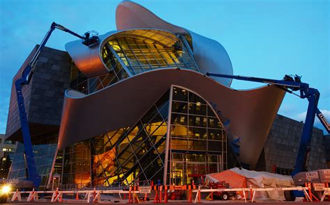 File:Alberta Gallery of Art under construction.jpg - Wikimedia Commons