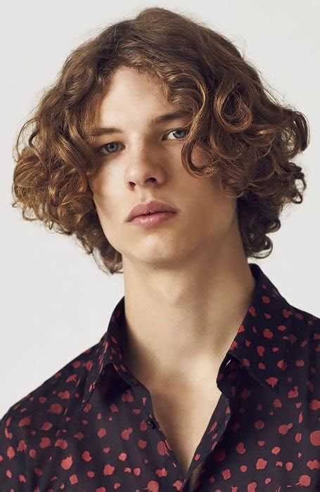 How To Style A Perm Male? 18 Sexy Modern Male Loose And Wavy Undercut ...