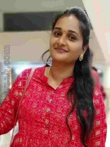 Telugu Naidu Balija Hindu 28 Years Bride/Girl Chennai. | Matrimonial Profile VHM5958 - Vivaah ...