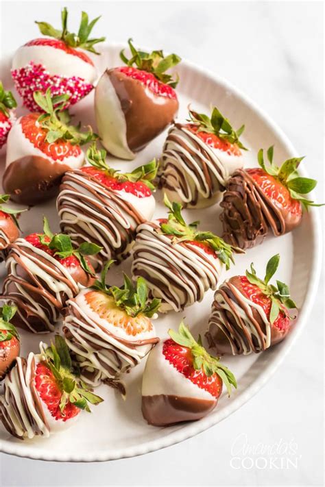 Chocolate Covered Strawberries Recipe - Amanda's Cookin'