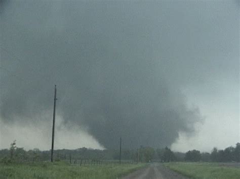 May 2003 tornado outbreak remembered 20 years later - Indianapolis News ...