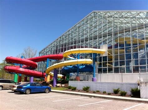 Big Splash Adventure Indoor Water Park & Resort, French Lick - Compare ...