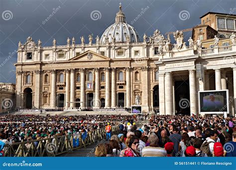 Papal Audience in St. Peter S Square Editorial Photo - Image of religion, benedict: 56151441