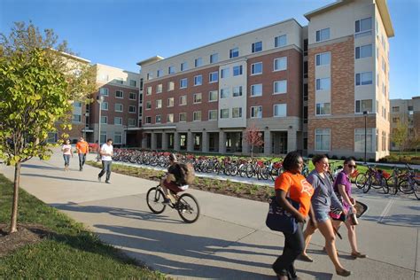 Bowling green state university (Cleveland, USA) - apply, prices ...