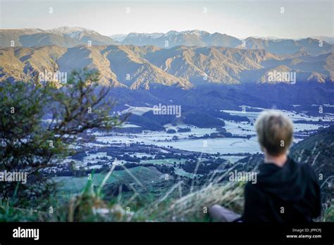 Takaka hill new zealand hi-res stock photography and images - Alamy