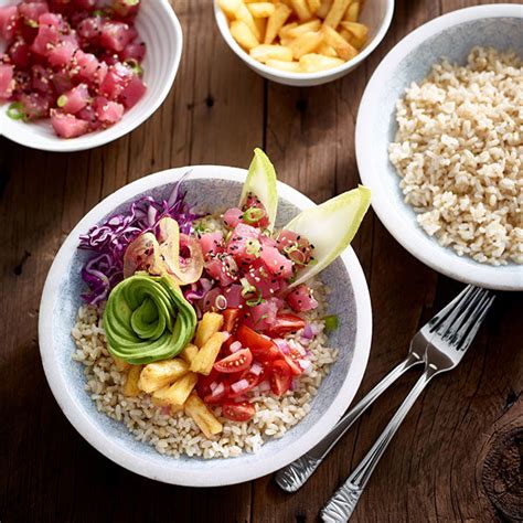 The Perfect Hawaiian Tuna Poke Recipe - DIVINE