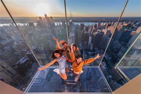 Stunning observation point offers breathtaking views 1,000 ft above NYC