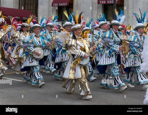 String band marching and playing, Mummers Parade, Philadelphia ...