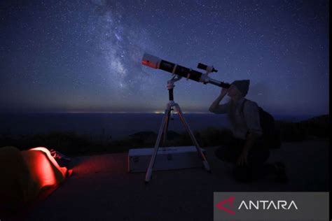 Hujan meteor Perseid - ANTARA News Bangka Belitung