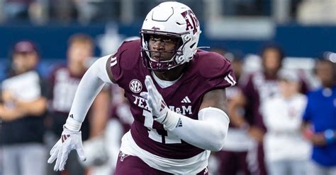 Texas A&M defensive end Nic Scourton declares for 2025 NFL Draft ...