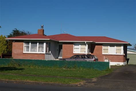 Property details for 204 Buckland Road, Mangere East, Auckland, 2024