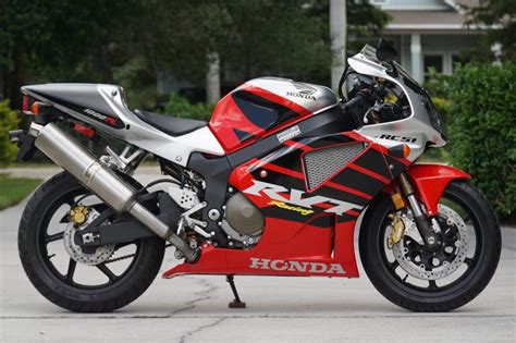 1-Mile 2000 Honda RVT1000R RC51 for sale on BaT Auctions - sold for ...