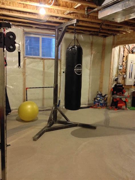 Image result for BOXING ROOM HOME BASMENT | Home gyms ideas garage, Home gym garage, Diy home gym