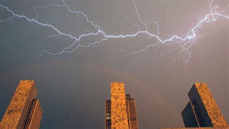 Cómo se generan los rayos en una tormenta eléctrica – Noticieros Televisa