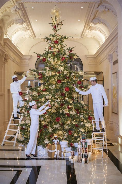 Christmas in Paris: The most beautiful trees of 2016 | Noel en france ...