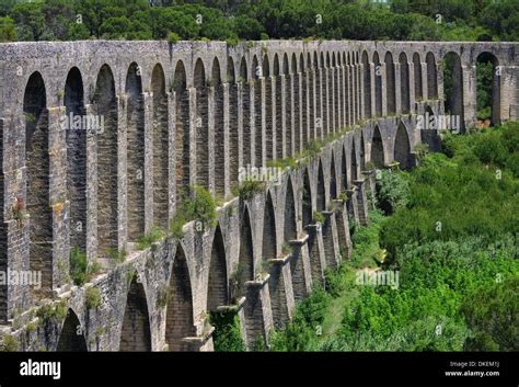 Tomar Aquaedukt - Tomar aqueduct 14 Stock Photo - Alamy