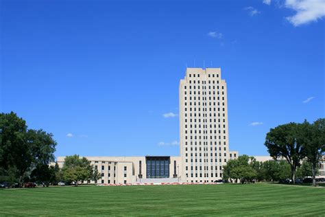 North Dakota's state capitol building in Bismarck is pret… | Flickr