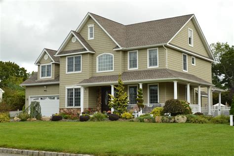 47 Houses with a Green Exterior (Photos)