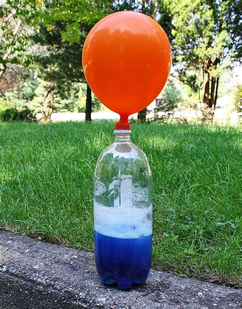 Kid Science: Hot Air Balloon Bottle - | Diy hot air balloons, Balloon ...