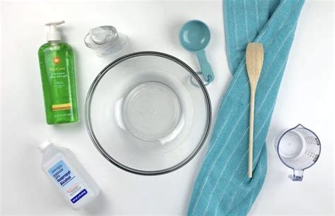 DIY Hand Sanitizer Recipe - Organization Obsessed