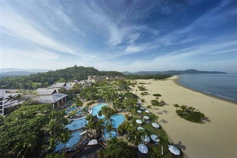 15 Best Beach Resorts in Malaysia To Stay in 2024