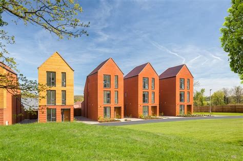 Cane Hill Park in Coulsdon is built by Barratt Homes