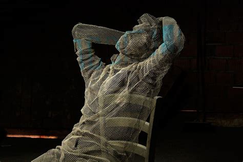 Figurative Wire Mesh Sculptures by Edoardo Tresoldi » TwistedSifter