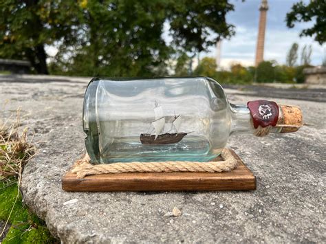 The brigantine in a bottle. : r/Seaofthieves