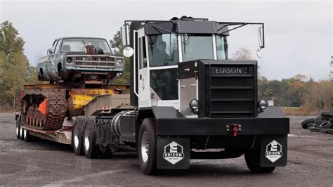 Watch a Diesel-Electric Edison Semi Truck Drag a WWII Tank Like It's ...