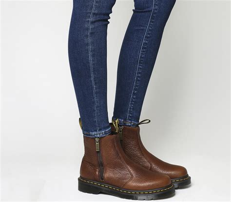 Dr. Martens Leather 2976 Zip Chelsea Boots in Brown - Lyst