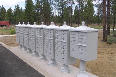 Complete HOA Guide to Neighborhood Mailboxes | Mailbox Works Blog