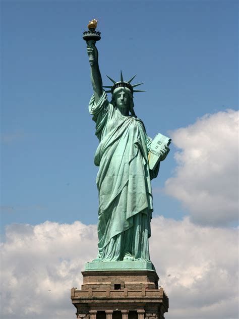 7 wonders of the world: Statue Of Liberty Wonders